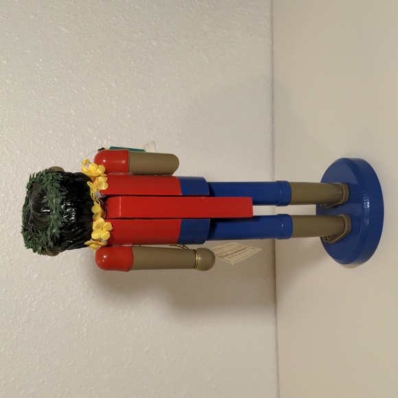 Nutcracker Hawaiian Luau holiday Christmas gift wood red blue floral tiki used - Picture 5 of 5